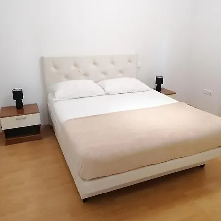 Dinko Apartment