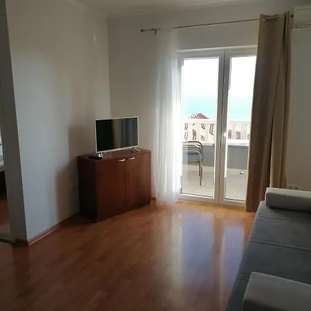 Dinko Apartment Duce